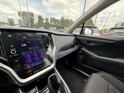 Used 2022 Subaru Outback Premium image 26