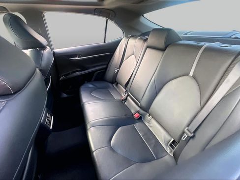 Used 2020 Toyota Camry XSE w/ Driver Assist Package FWD image 18
