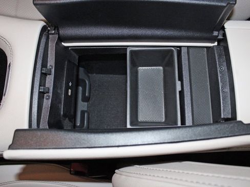 Certified 2024 Mercedes-Benz GLS 450 4MATIC image 26