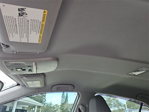 Used 2021 Toyota Camry LE image 28