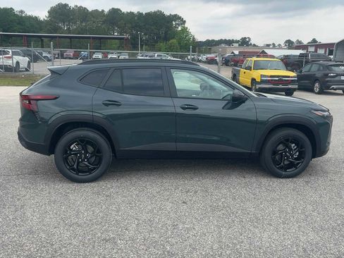 New 2026 Chevrolet Trax LT FWD image 27