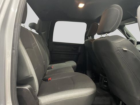 Used 2021 RAM 2500 Tradesman w/ Chrome Appearance Group AWD/4WD image 11