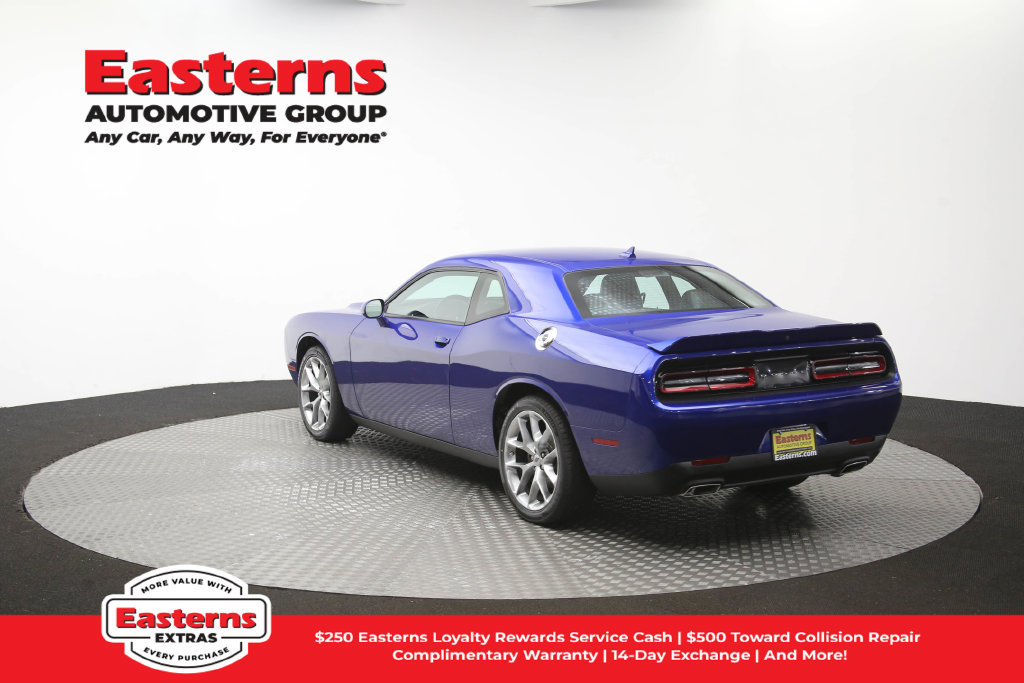 Used 2022 Dodge Challenger SXT w/ Plus Package RWD image 66