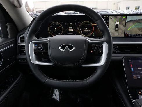 Certified 2025 INFINITI QX80 Sensory image 9