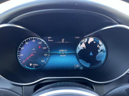 Used 2022 Mercedes-Benz GLC 300 image 36