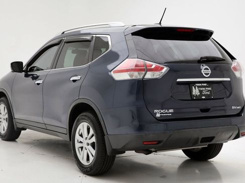 Used 2015 Nissan Rogue SV w/ SV Premium Package AWD/4WD image 6