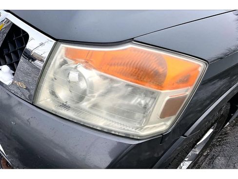 Used 2012 Nissan Armada Platinum image 33