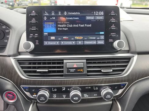 Used 2022 Honda Accord Touring image 24