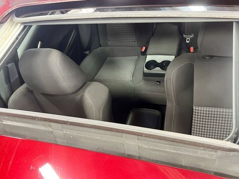 Used 2022 Dodge Charger R/T w/ Blacktop Package image 21