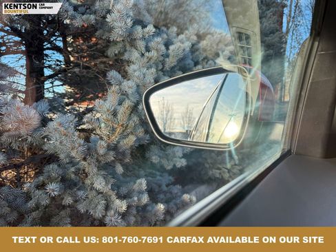 Used 2024 Ford Escape SE image 23