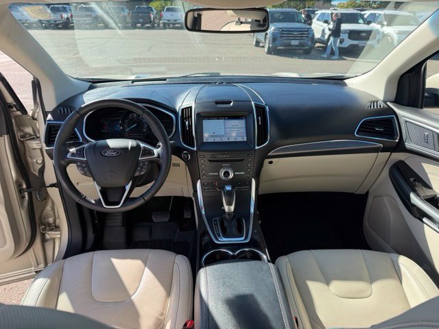 Used 2018 Ford Edge Titanium w/ Equipment Group 302A AWD/4WD image 2
