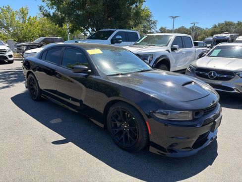 Used 2022 Dodge Charger Scat Pack w/ Plus Group RWD image 1