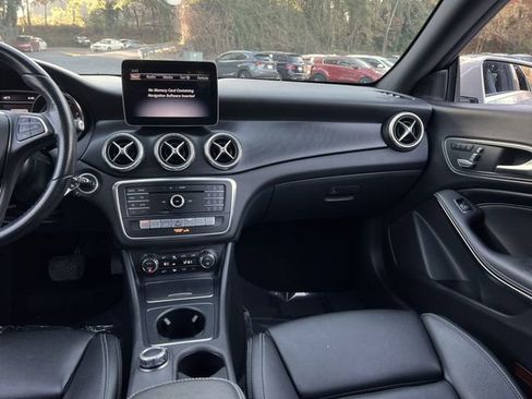 Used 2019 Mercedes-Benz CLA 250 CLA 250 image 15