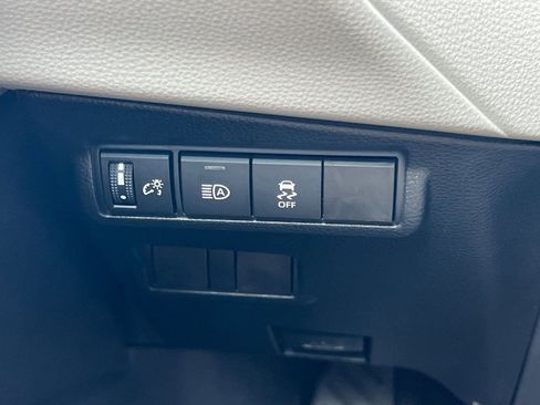 New 2026 Toyota Corolla Cross LE image 30