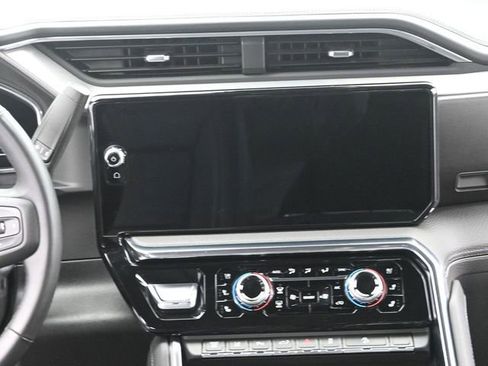 Used 2025 GMC Sierra 2500 Denali w/ Technology Package image 26