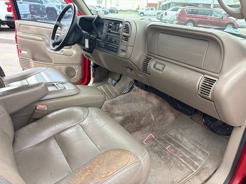 Used 1997 Chevrolet Tahoe 4WD w/ Preferred Equipment Group 3 image 22