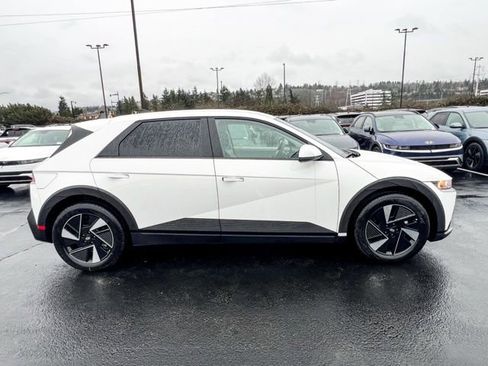 New 2026 Hyundai Ioniq 5 SEL image 5