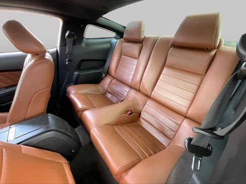 Used 2011 Ford Mustang GT Premium w/ Security Pkg RWD image 17