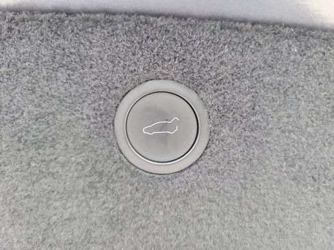 Used 2022 Tesla Model X Plaid AWD/4WD image 10