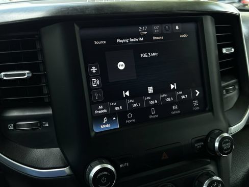 Used 2022 RAM 1500 Big Horn AWD/4WD image 20