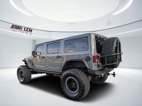 Used 2018 Jeep Wrangler Unlimited Sport S AWD/4WD image 5