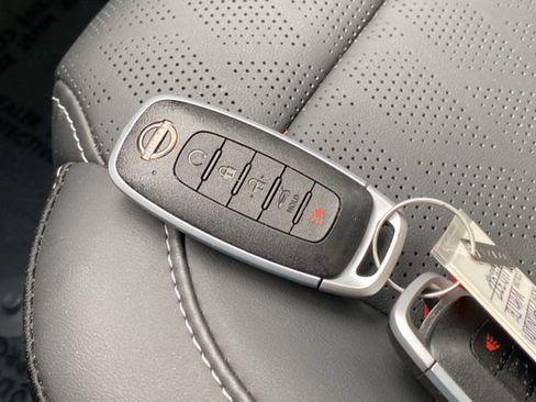 Used 2025 Nissan Murano Platinum w/ Cargo Package AWD/4WD image 39