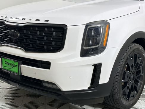 Used 2021 Kia Telluride SX w/ SX Prestige Package image 11