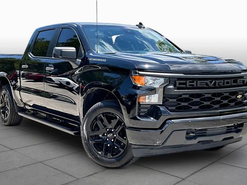 Used 2024 Chevrolet Silverado 1500 Custom AWD/4WD image 3