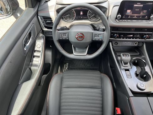 New 2026 Nissan Rogue SV AWD/4WD image 13
