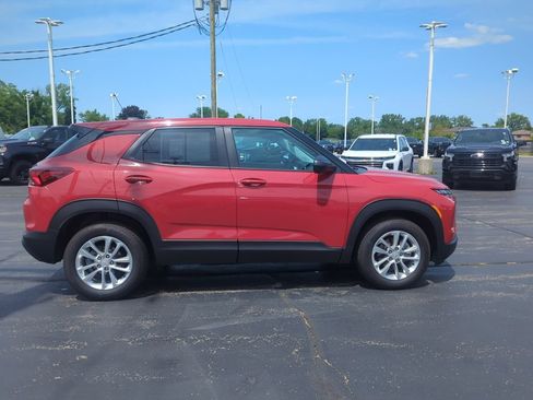 Certified 2026 Chevrolet TrailBlazer LS w/ LS Convenience Package AWD/4WD image 11