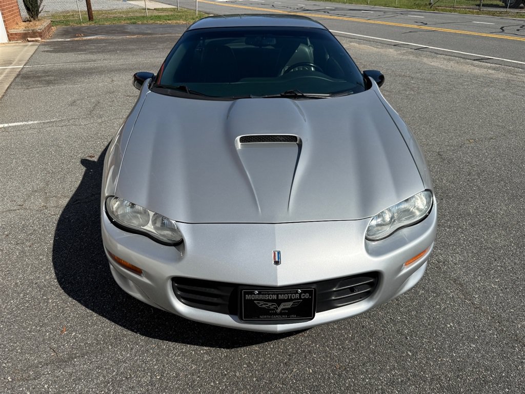 Used 1999 Chevrolet Camaro Z28 w/ SS Performance/Appearance Pkg RWD image 9