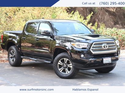 Used 2017 Toyota Tacoma TRD Sport w/ Tow Package (A/T)