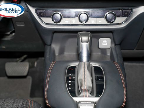 Used 2024 Honda HR-V Sport image 25