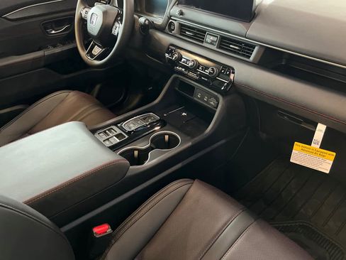 New 2026 Honda Pilot Black Edition image 19