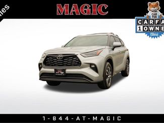 Used 2025 Toyota Highlander XLE 360° Tour