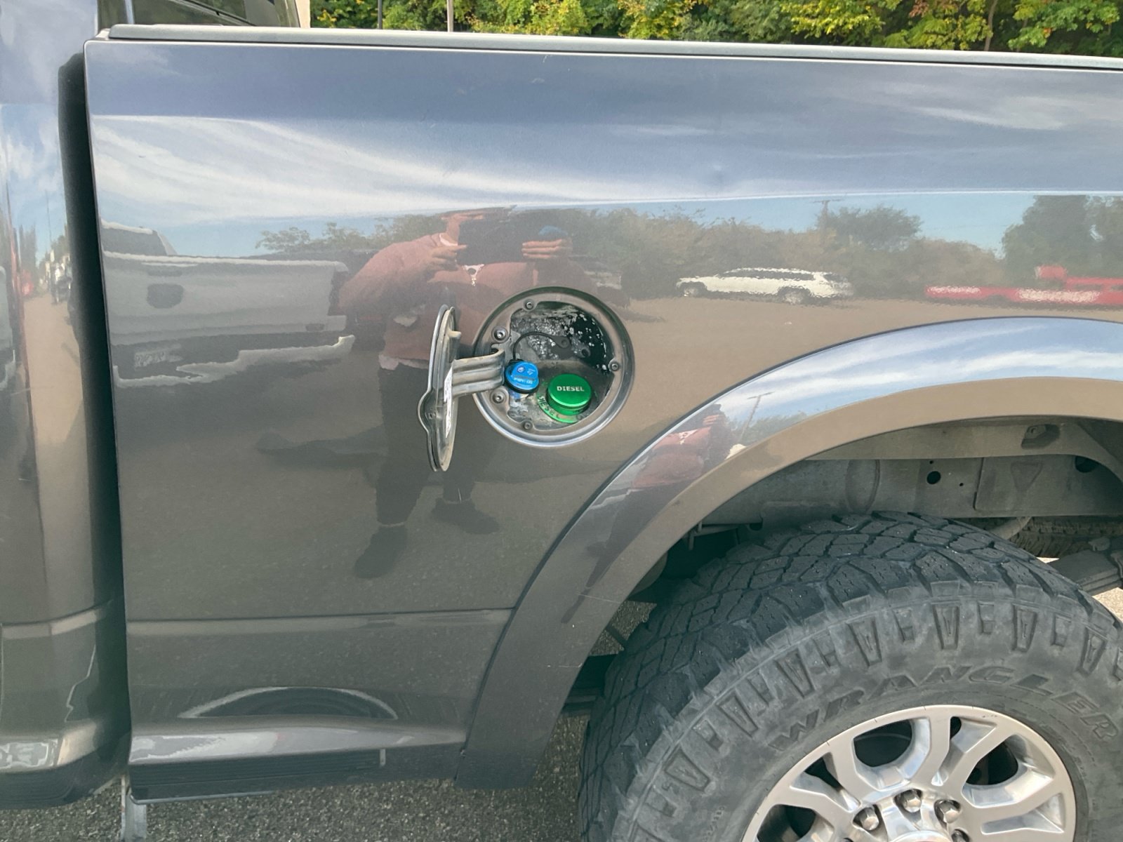 Used 2018 RAM 3500 Laramie AWD/4WD image 26