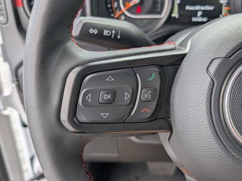 Used 2024 Jeep Gladiator Rubicon image 24