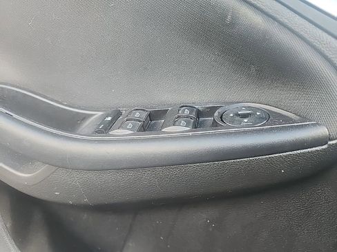 Used 2016 Ford Focus SE FWD image 24