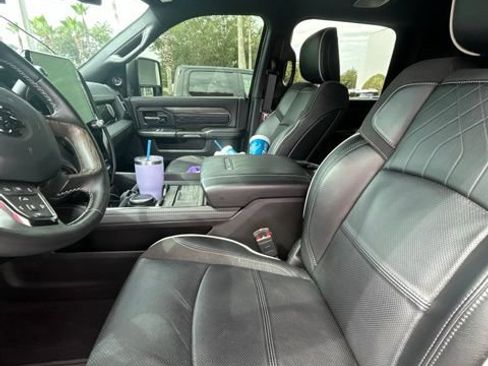 Used 2025 RAM 2500 Limited AWD/4WD image 5