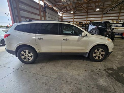 Used 2011 Chevrolet Traverse LT w/ Personal Connectivity Package AWD/4WD image 9