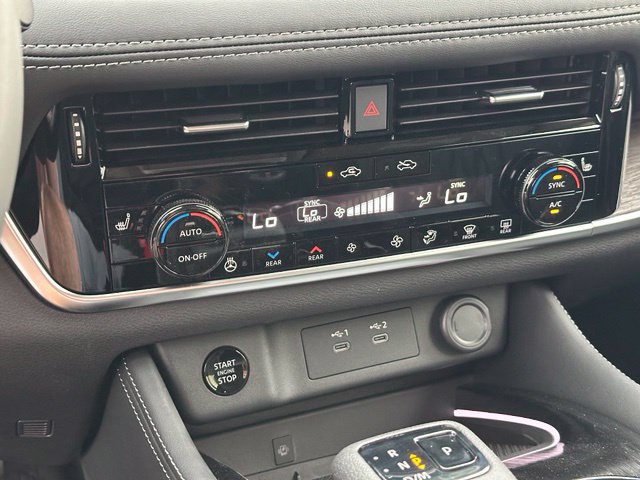 Used 2026 Nissan Rogue Platinum w/ Platinum Premium Package AWD/4WD image 27