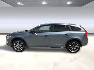 Used 2018 Volvo V60 T5 Cross Country w/ Convenience Package AWD/4WD video 2