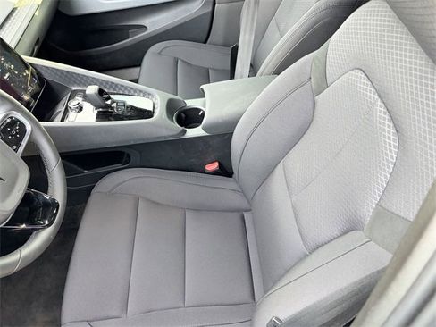 Used 2024 Polestar Polestar 2 w/ Pilot Pack image 9