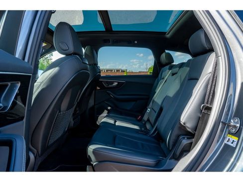 Used 2025 Audi Q7 3.0T Premium Plus AWD/4WD image 15