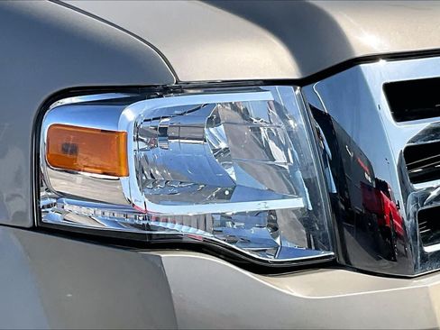 Used 2007 Ford Expedition XLT RWD image 21