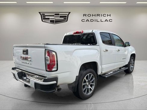 Used 2022 GMC Canyon Denali image 5