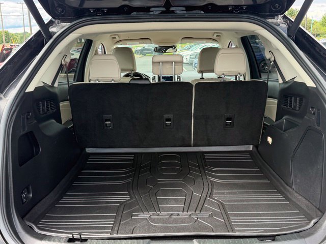 Used 2023 Ford Edge Titanium w/ Cargo Accessory Package AWD/4WD image 11