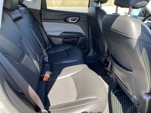 Certified 2022 Jeep Compass Latitude w/ Convenience Group AWD/4WD image 22