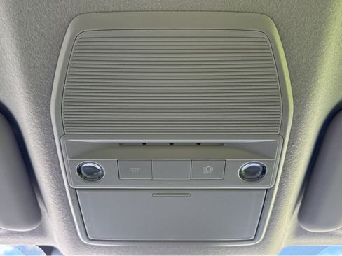 New 2026 Nissan Kicks SR FWD image 28