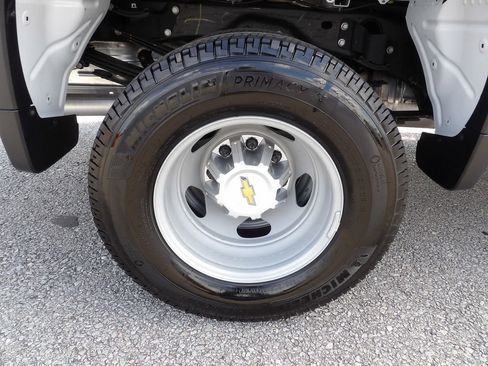 Used 2024 Chevrolet Silverado 3500 W/T w/ WT Fleet Convenience Package image 58